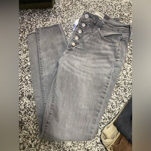 Universal Thread skinny jeans